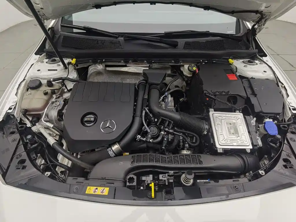 صورة 6 - Mercedes-Benz A-Class