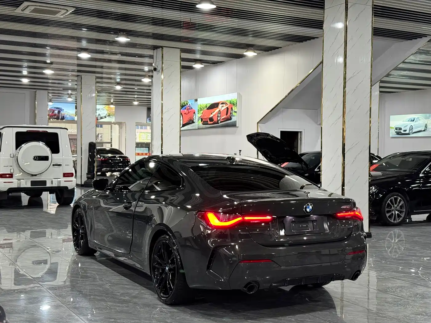 BMW 4 SERIES
