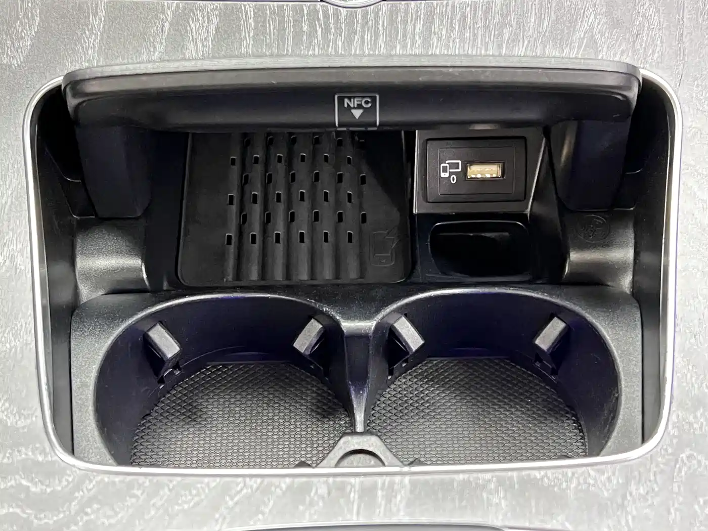 Mercedes-Benz CLS 2018 CLS 300 Dynamic фото 31