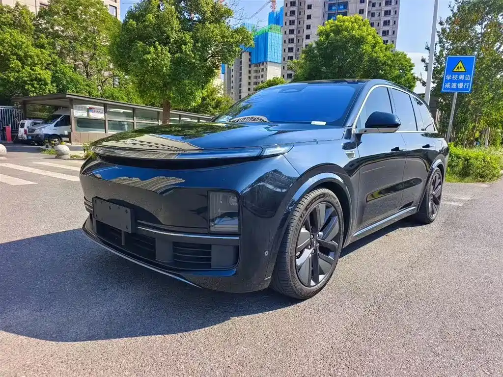 Li Auto Li L8 2023 Pro