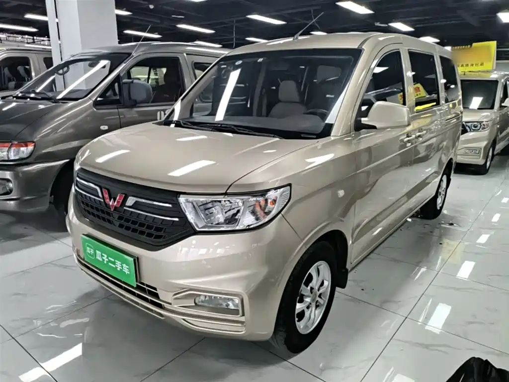 Wuling Motors Wuling Hongguang V 2019 1.5L Power Enjoy Version China VI LAR