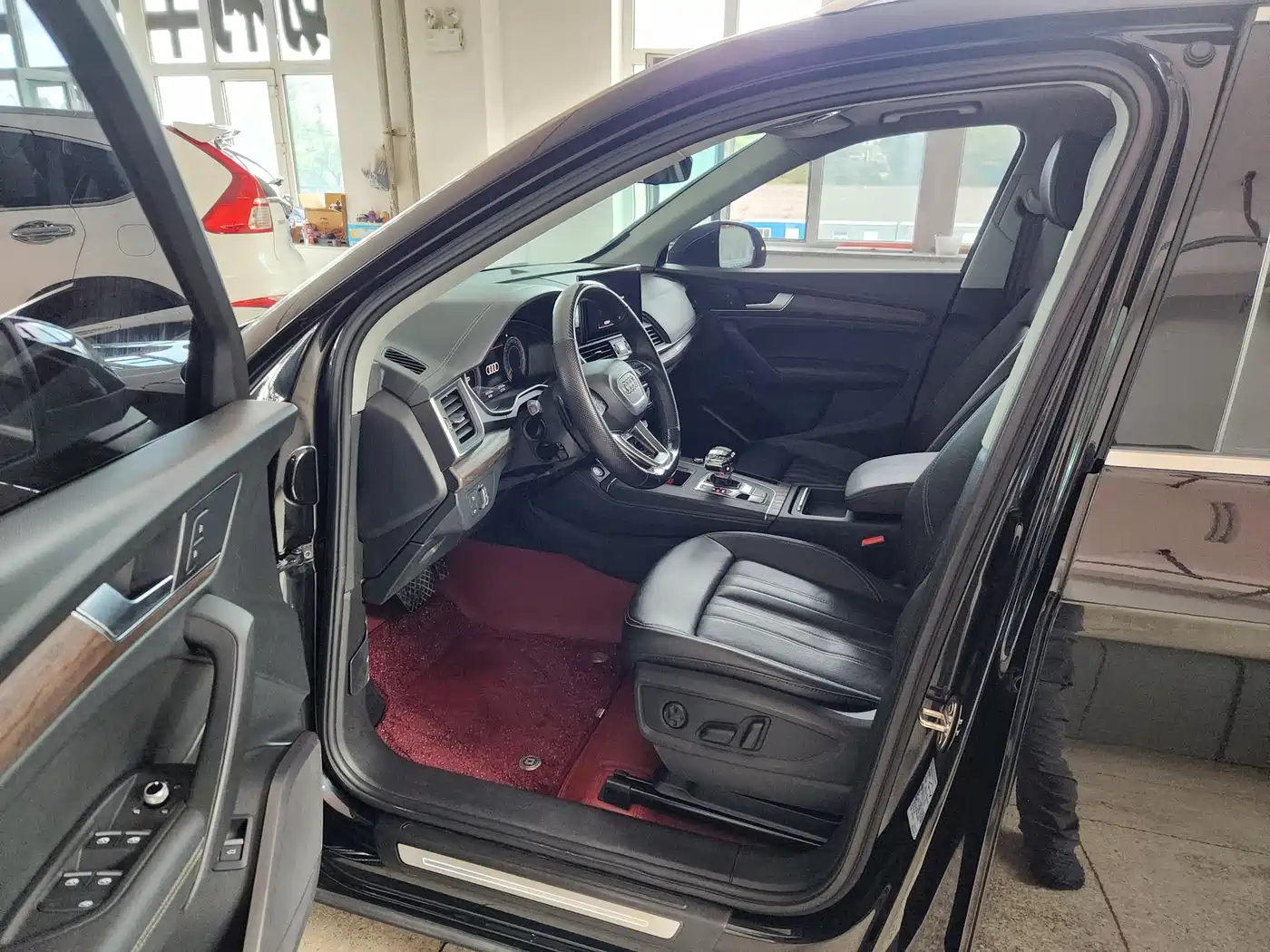 Audi Q5L 2022 40T Luxury Elegance фото 7