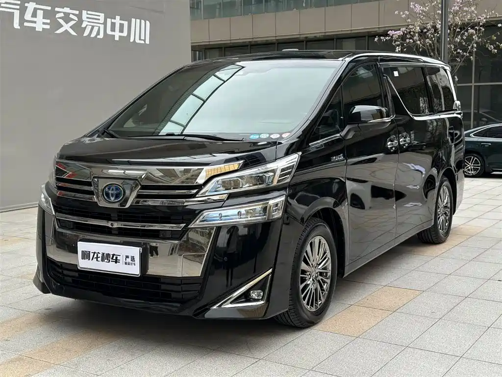 Toyota Vellfire 2020 Twin Engine 2.5L HV Premium Edition фото 3