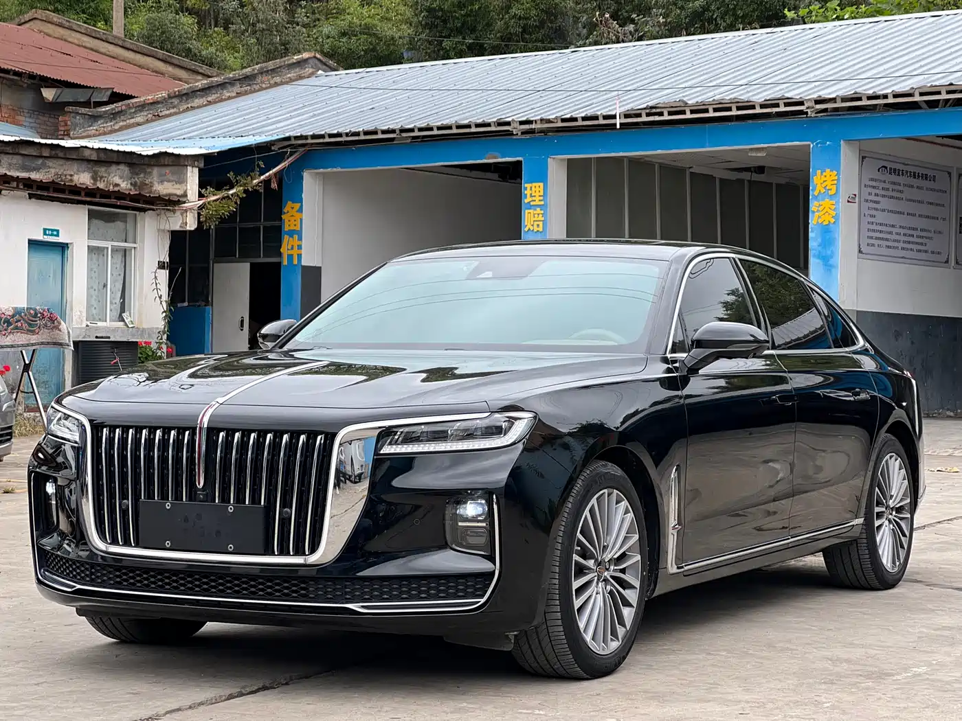  HONGQI H9