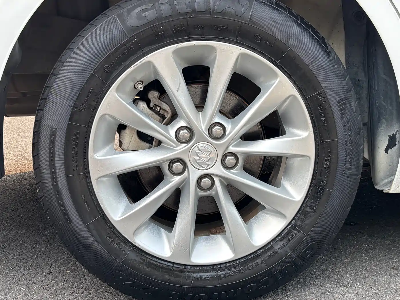 Buick Excelle 2018 15T DCT Progressive (China V) фото 18