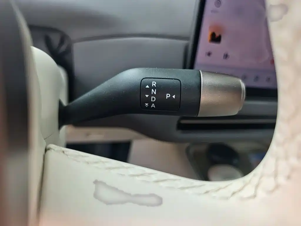 Li Auto i6 2026 2025 4WD Base Model