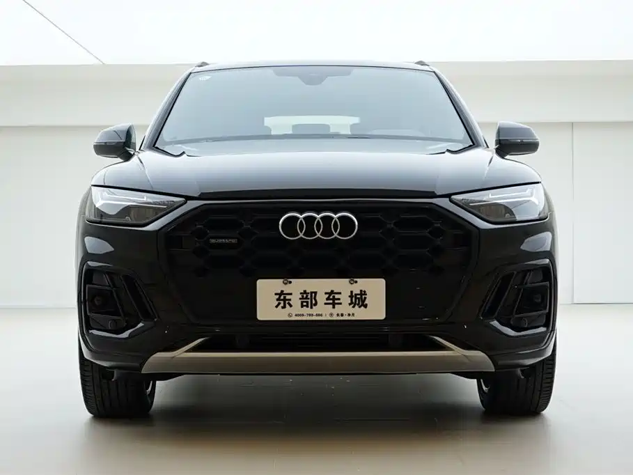 Audi Q5L 2024 Model 40 TFSI Luxury Dynamic фото 2