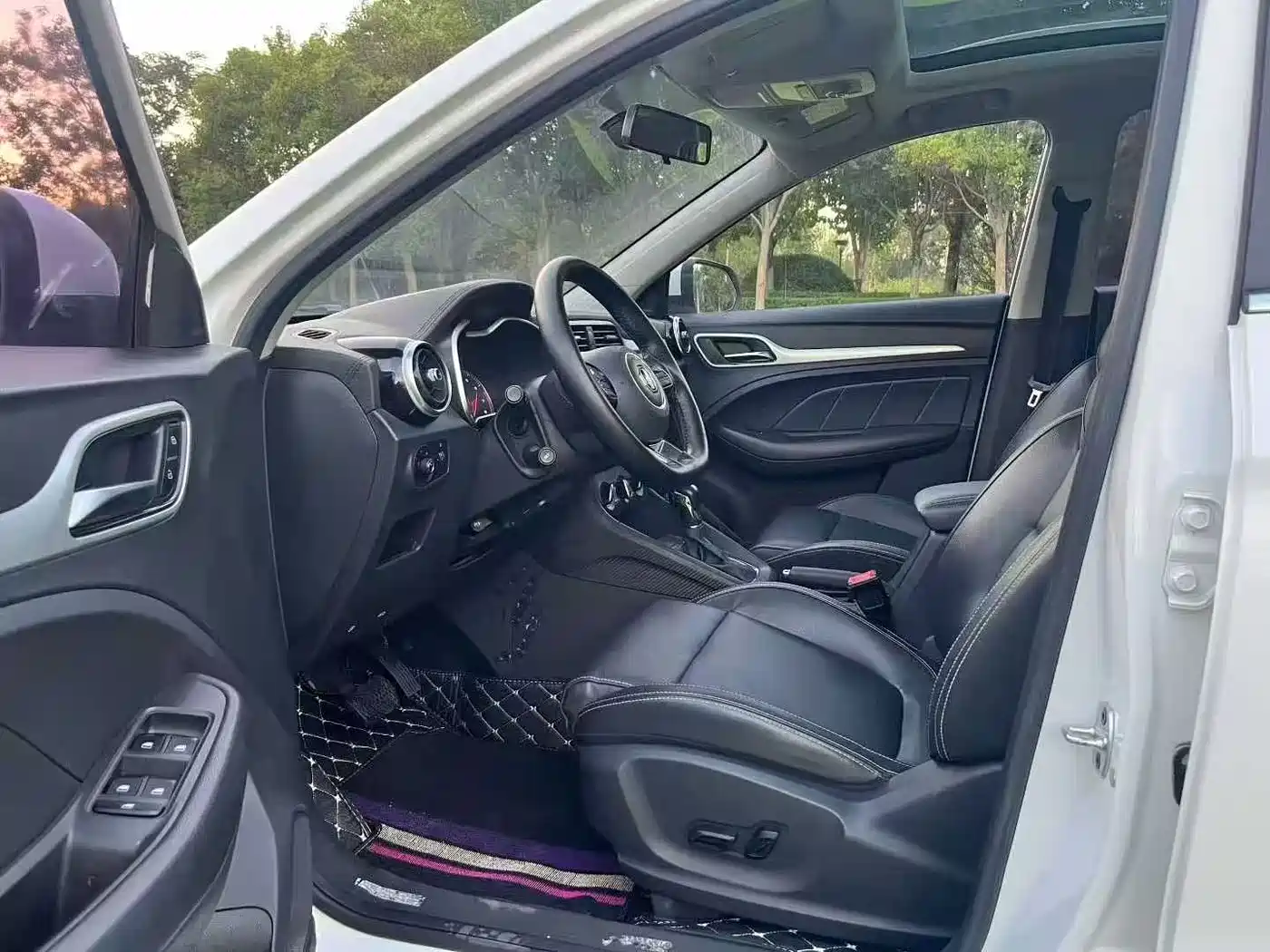 MG ZS 2019 2018 1.5L Automatic Luxury China V