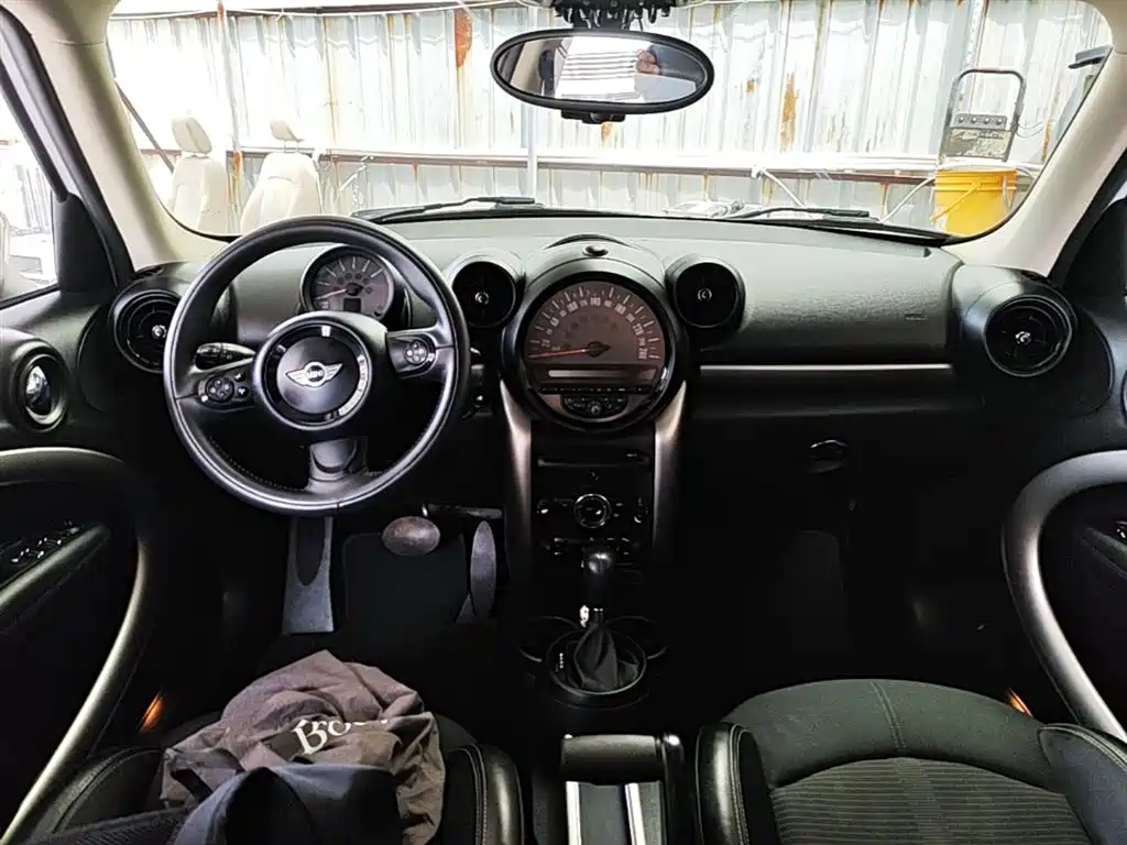 Photo 10 - MINI COUNTRYMAN