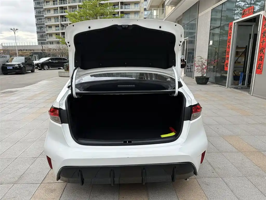 Toyota Levin 2024 185T CVT Sport Edition фото 24