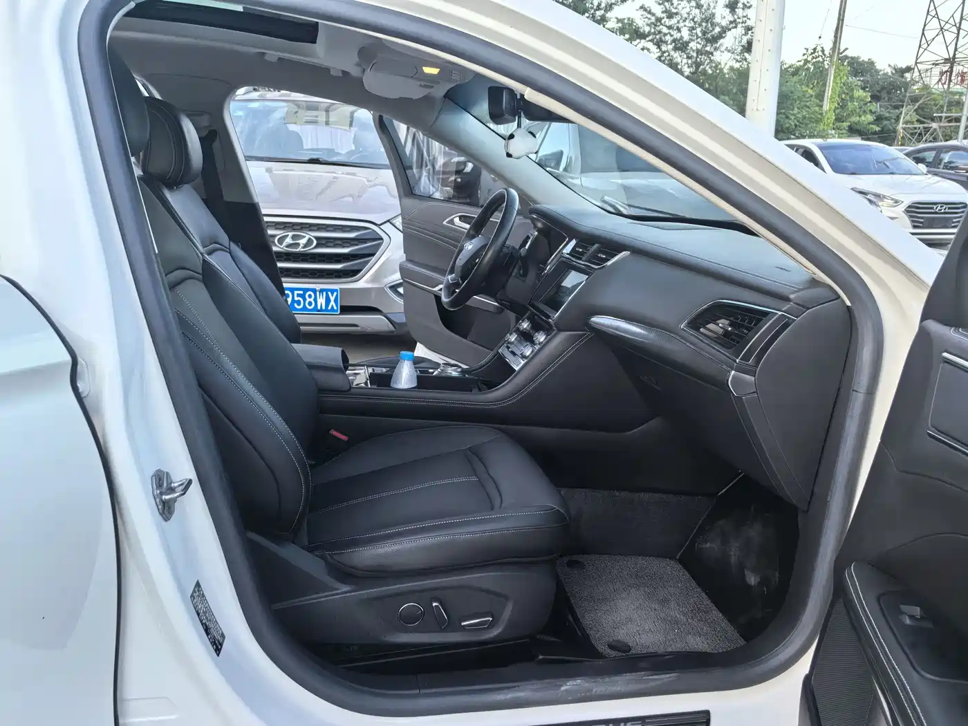 Фото 8 - Ford Taurus