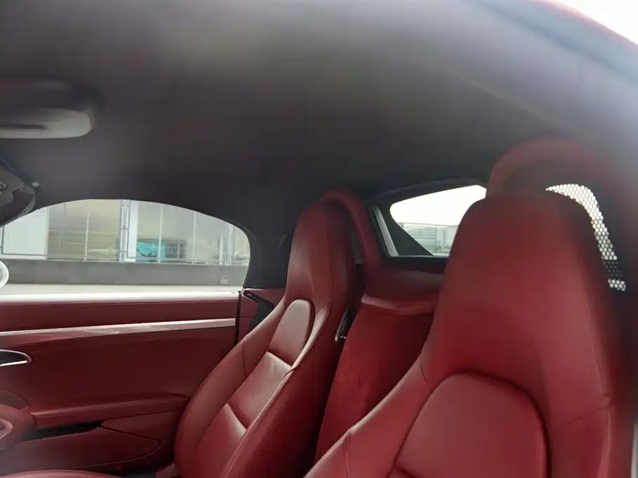 Porsche 718 2022 Boxster 2.0T фото 31