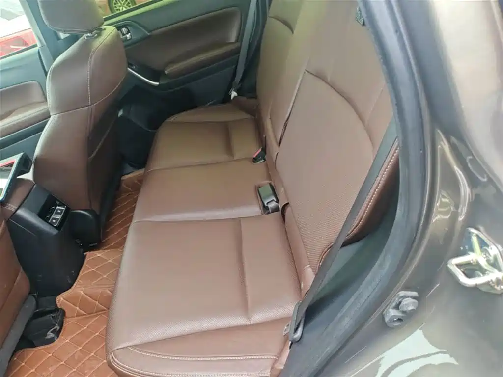 SUBARU FORESTER