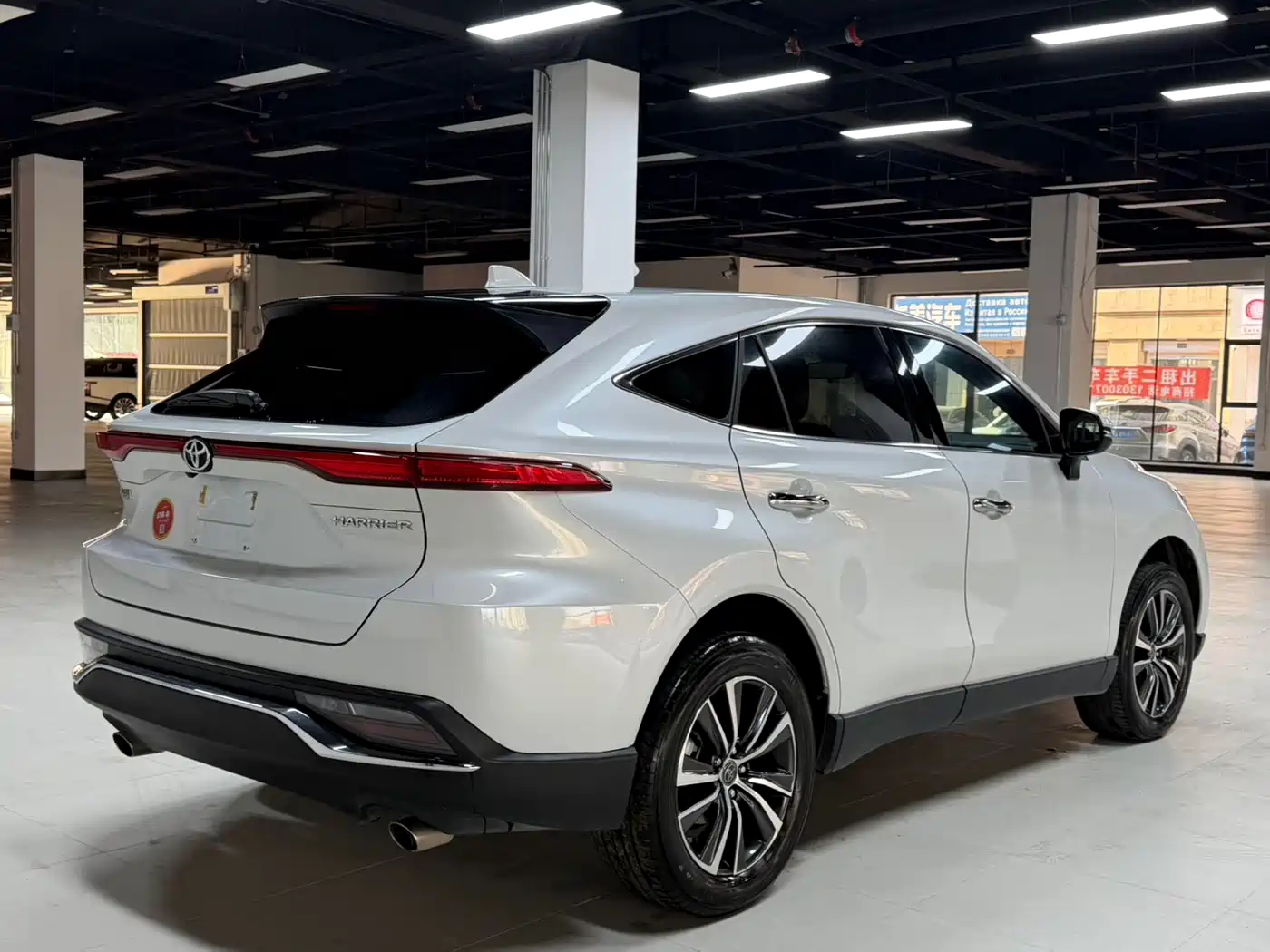 Toyota Lingfang HARRIER 2022 2.0L CVT 2WD Progressive Edition фото 5