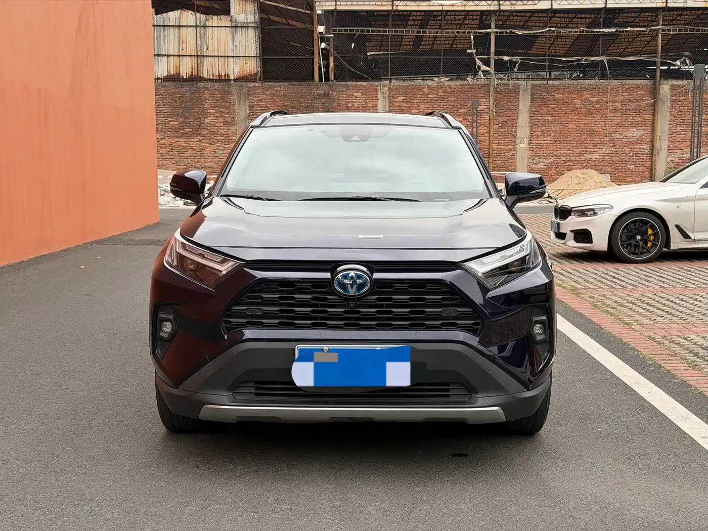 Toyota RAV4 Rongfang 2023 Hybrid 2.5L E-CVT 2WD Elite Plus Edition фото 2