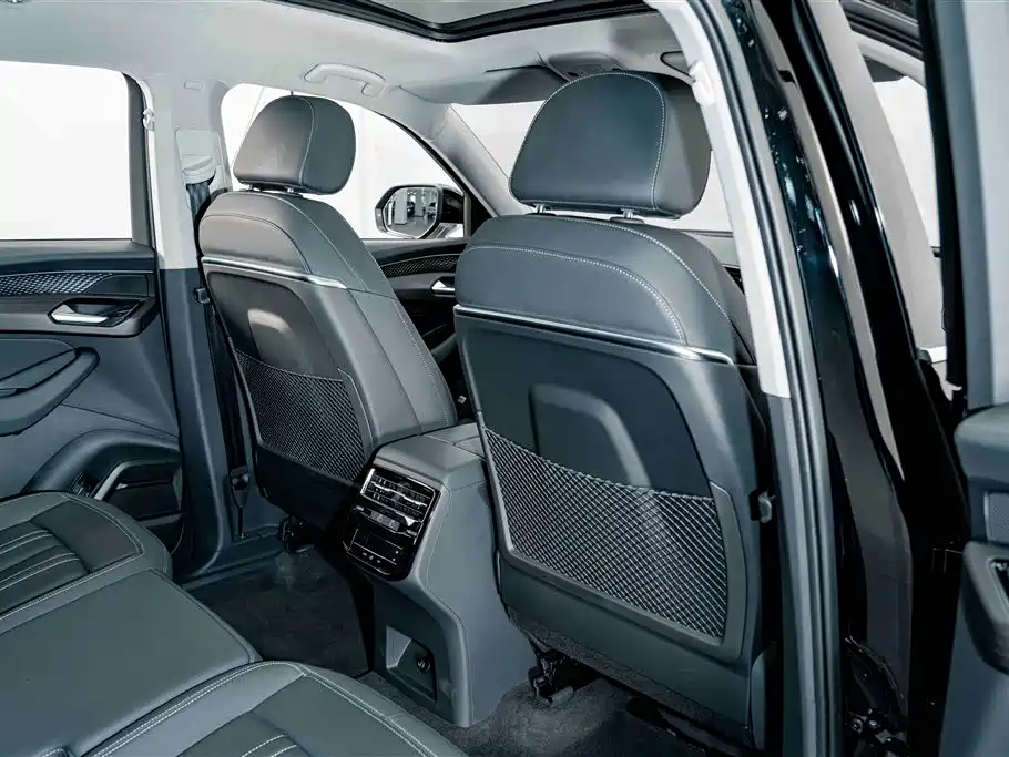 Audi Q6 2025 2024 40 TFSI quattro Cloud View Yulin Package 7-seater