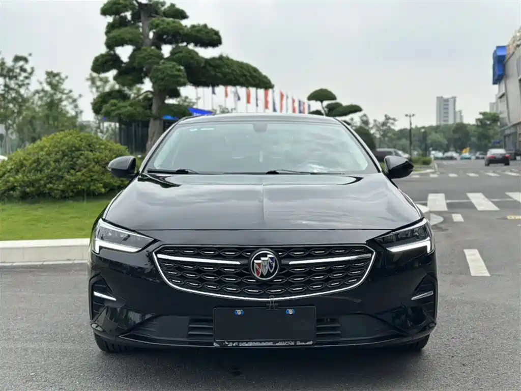 BUICK REGAL