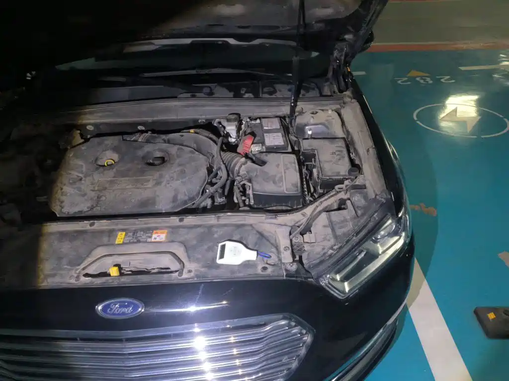 صورة 21 - Ford Taurus