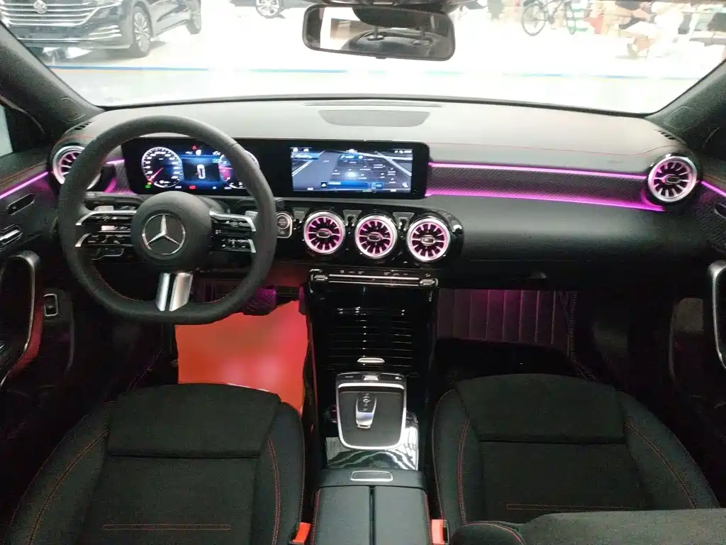 Mercedes-Benz A-Class 2025 2025 A 200 L Fashion Edition