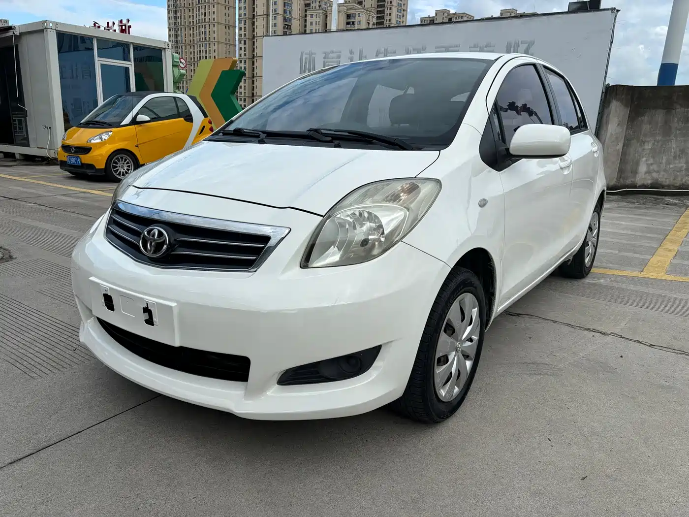 Toyota Yaris 2011 1.6E Auto Charm Edition
