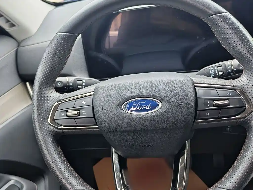 Ford Lingrui 2024 2023 Model EcoBoost 170 Premium Leading