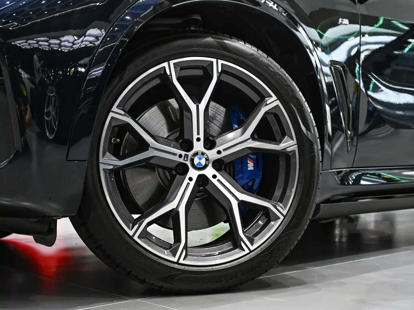 BMW X5 (Import) 2020 xDrive40i Premium M Sport Package фото 20