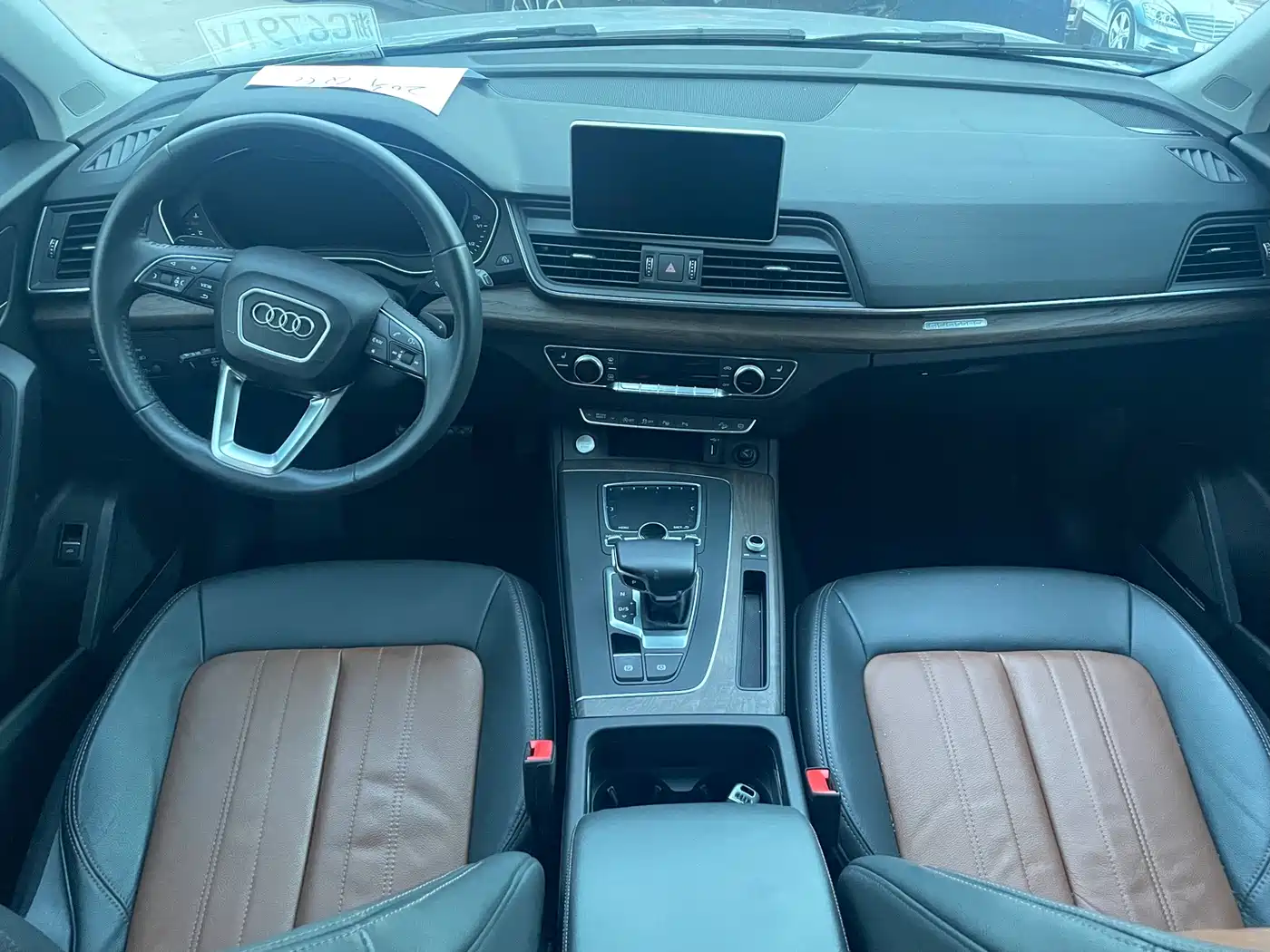 Фото 25 - Audi Q5L