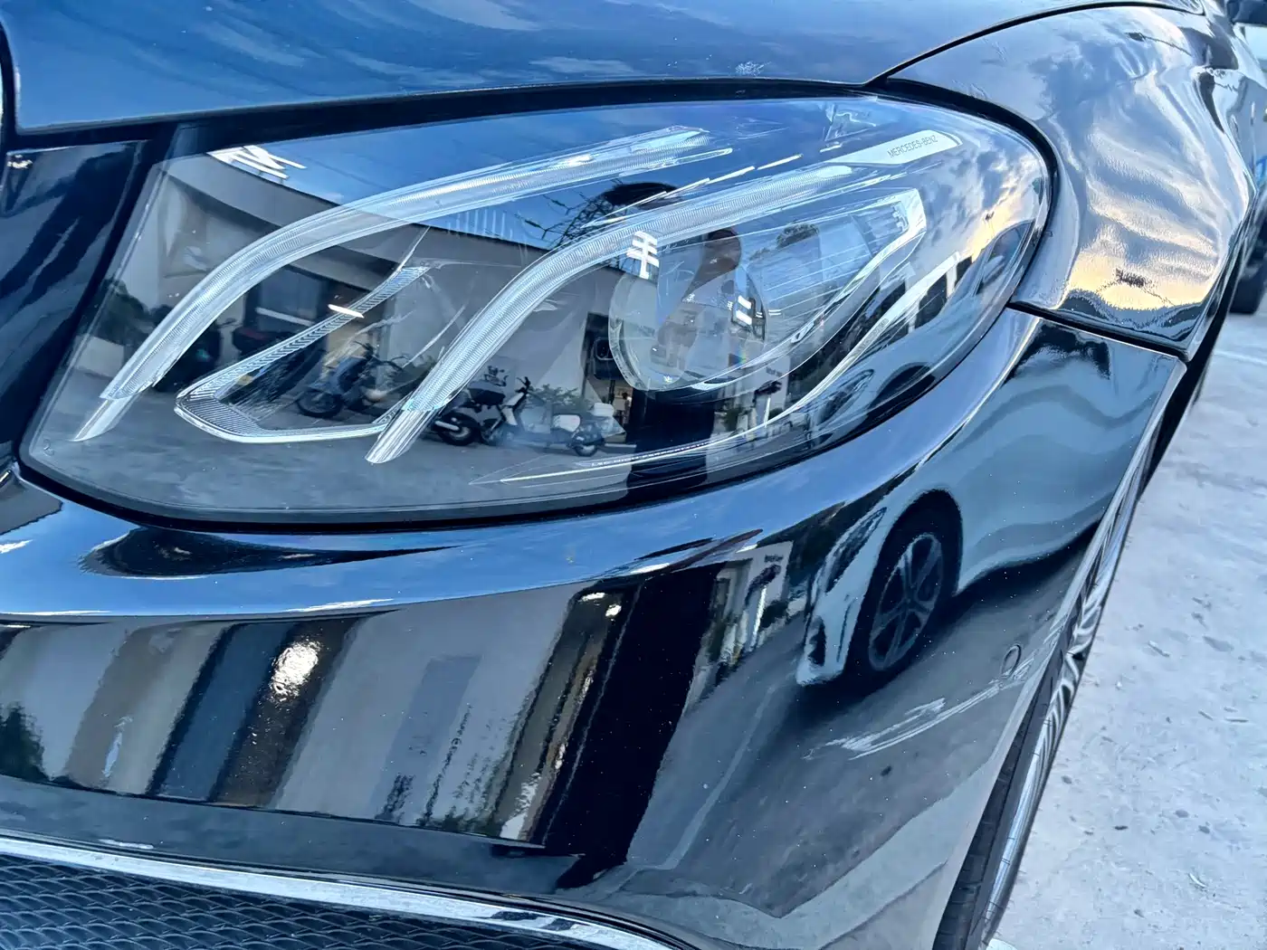 Фото 25 - Mercedes-Benz E-Class