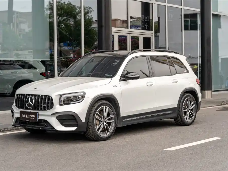 Mercedes-Benz GLB AMG 2021 AMG GLB 35 4MATIC фото 4