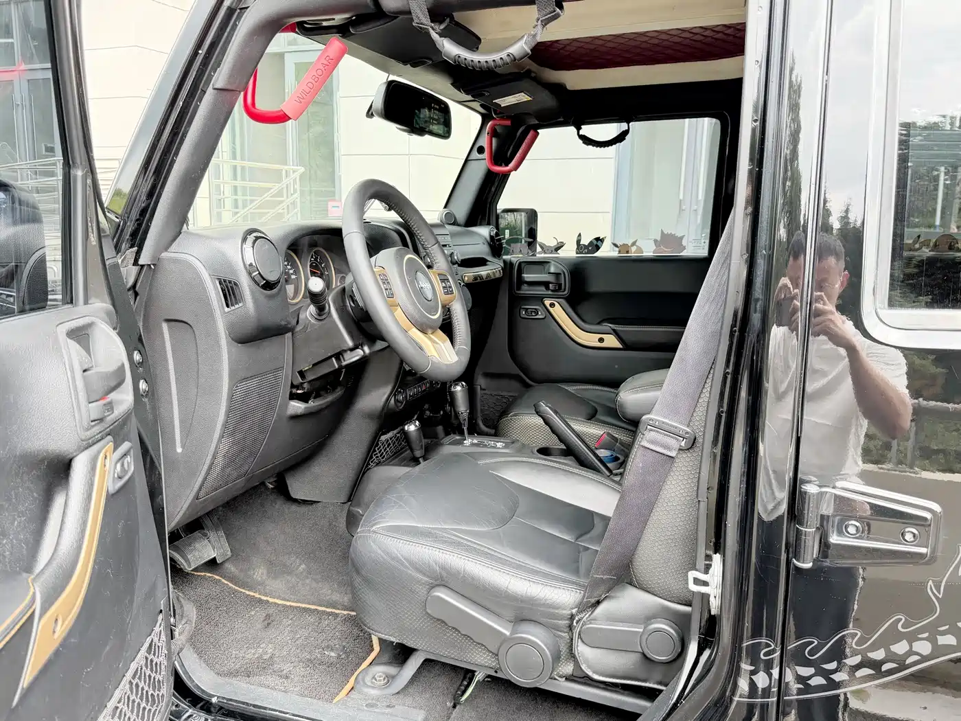 Photo 6 - Jeep Wrangler