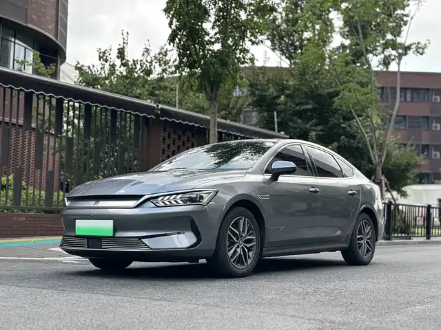  BYD Qin PLUS 2021 EV 500KM Premium Model