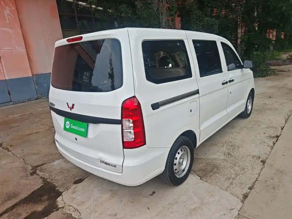 Wuling Motors Wuling Hongguang V 2024 2022 1.5L Power Take Edition Electric Power Steering LAR