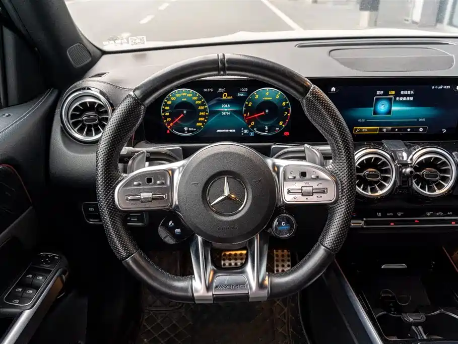 Mercedes-Benz GLB AMG 2021 AMG GLB 35 4MATIC фото 21