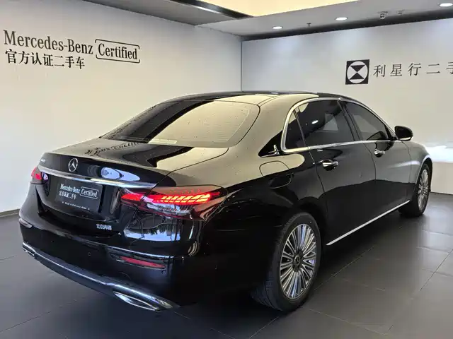 Mercedes-Benz E-Class 2022 E 300 L Luxury — фото 3