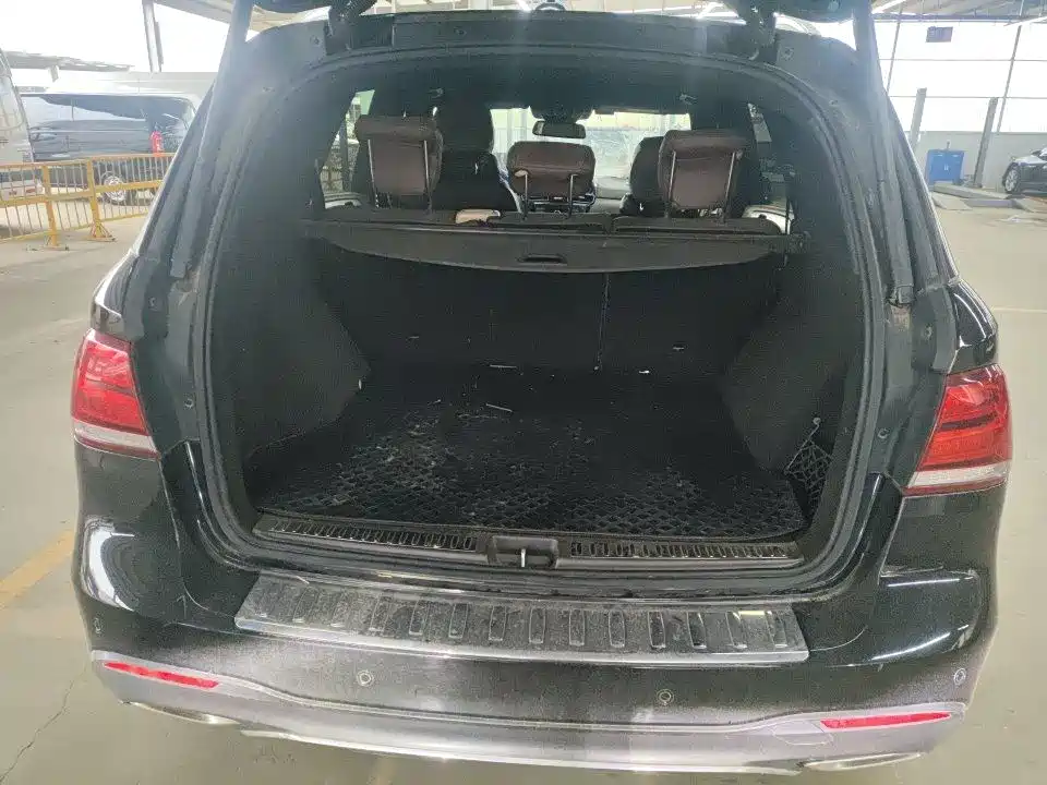 Mercedes-Benz GLE 2016 GLE 320 4MATIC Luxury фото 8