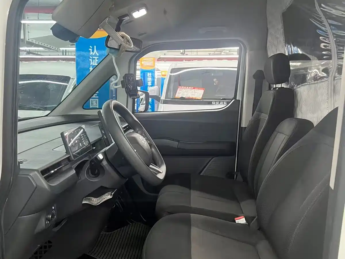 Kaven Auto Lefu 2025 2025 LeFu PLUS Smooth Ride Edition (Fu Version with Clear Windows) CATL 66.67KWh