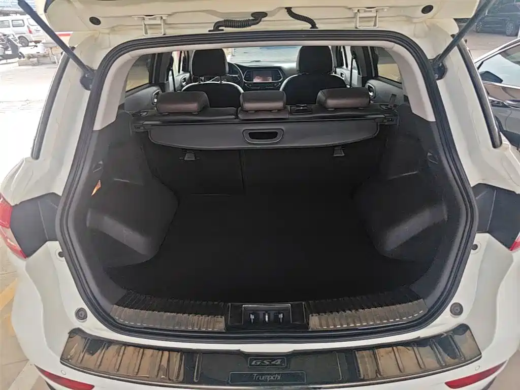 GAC Trumpchi Trumpchi GS4 2015 200T G-DCT Luxury Edition фото 15