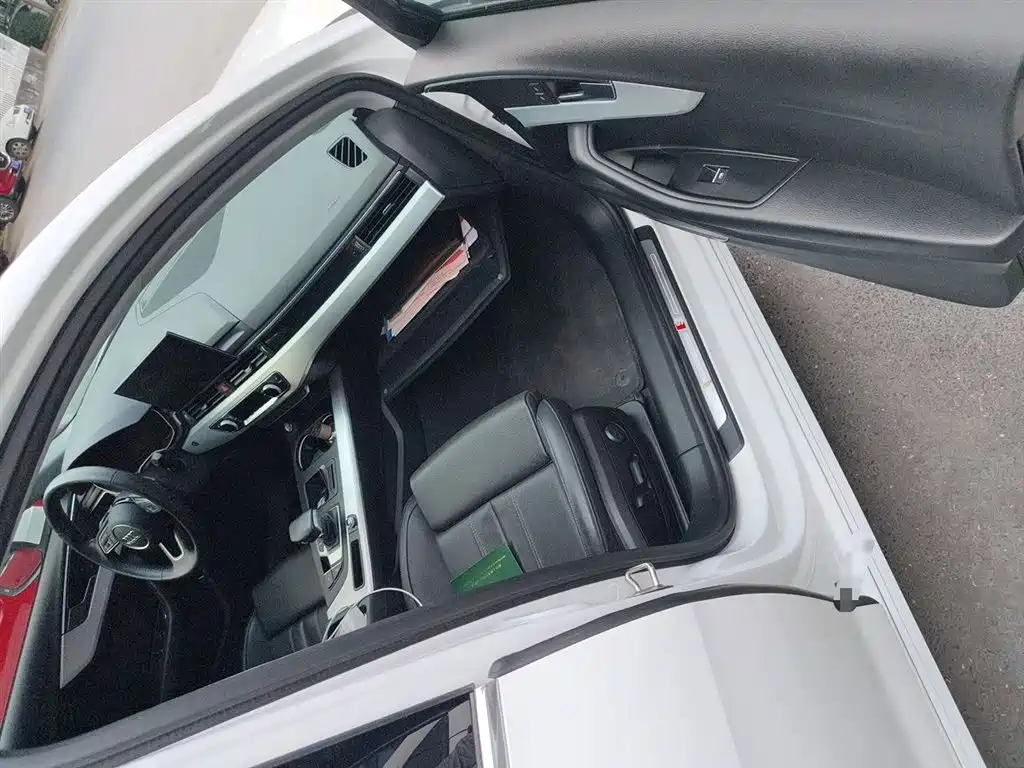 Audi A4L 2020 40 TFSI Luxury Dynamic фото 20