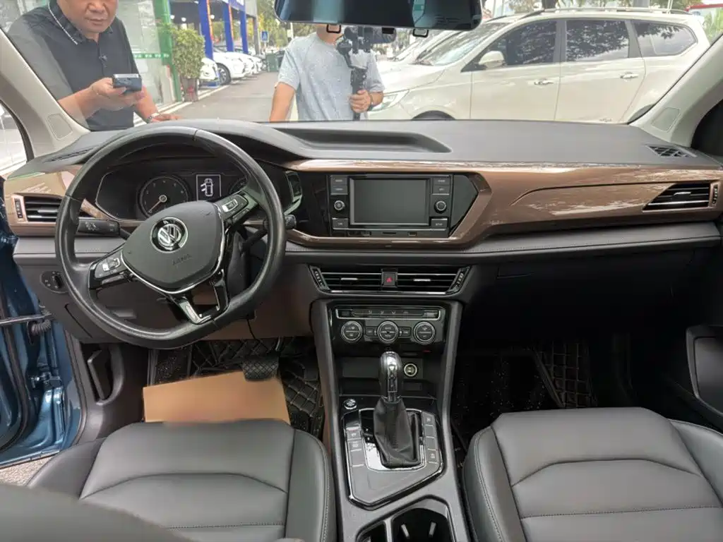 Volkswagen Tharu 2019 2019 280TSI 2WD Comfort Edition China V