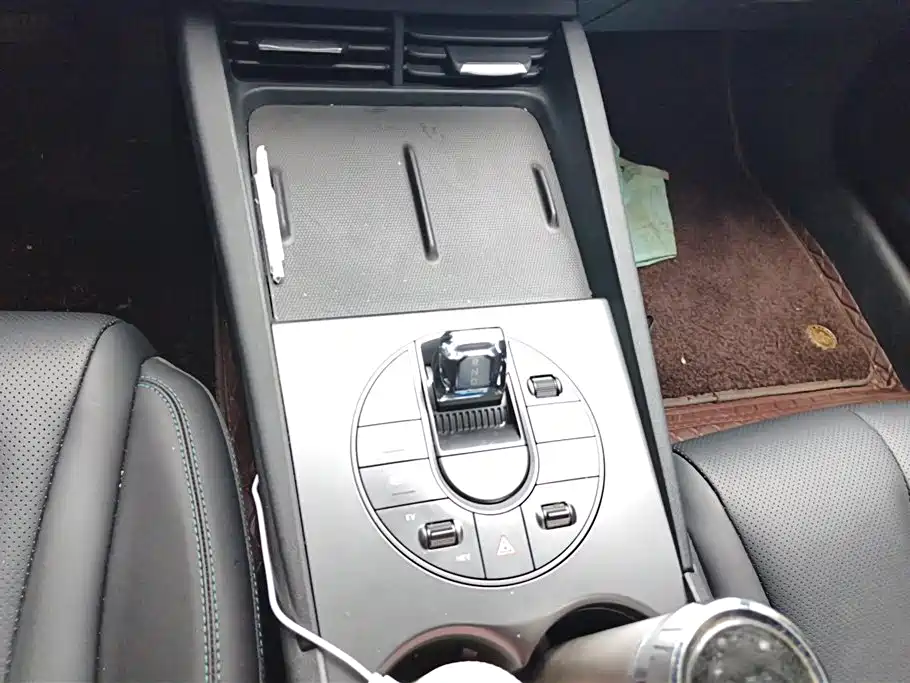 BYD Seal 06 New Energy 2025 DM-i Smart Drive 80KM Luxury фото 16