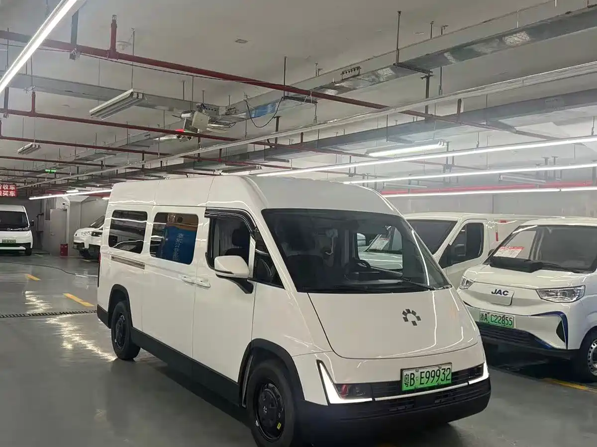 Kaven Auto Lefu 2025 2025 LeFu PLUS Smooth Ride Edition (Fu Version with Clear Windows) CATL 66.67KWh