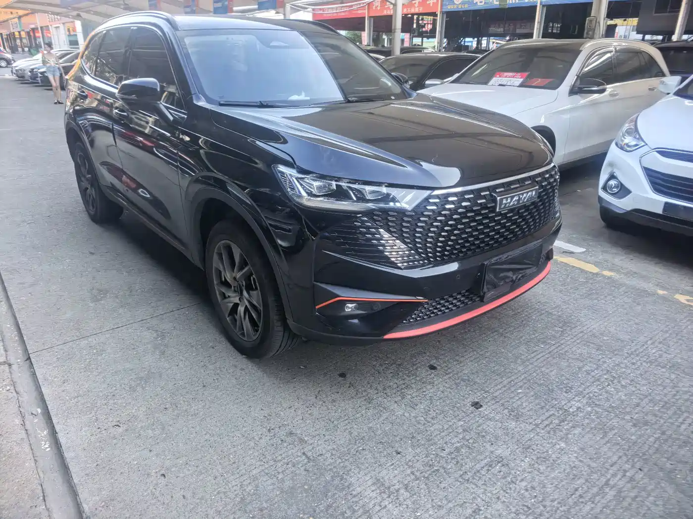 Photo 3 - Haval H6