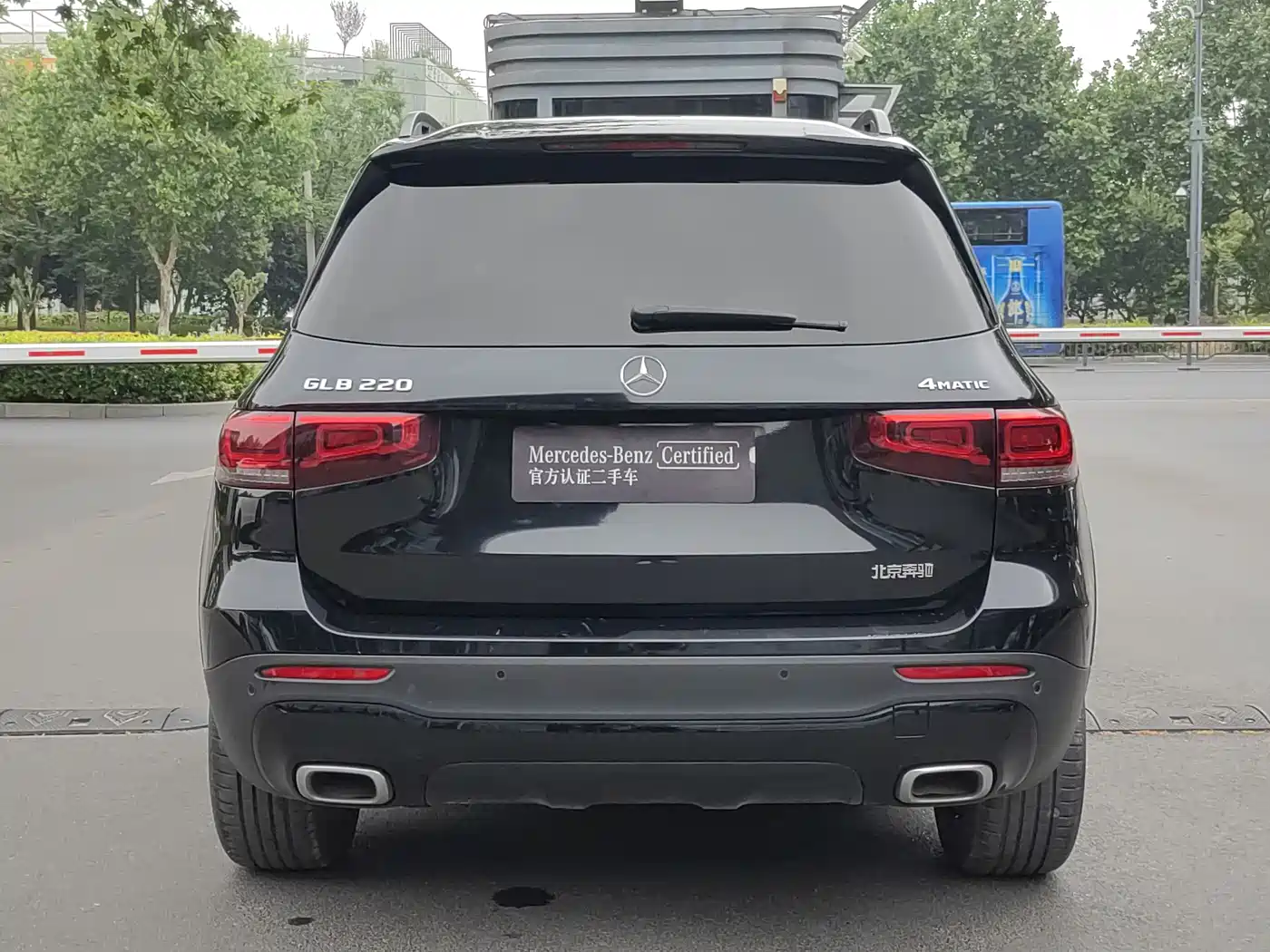 Mercedes-Benz GLB 2023 GLB 220 4MATIC фото 8