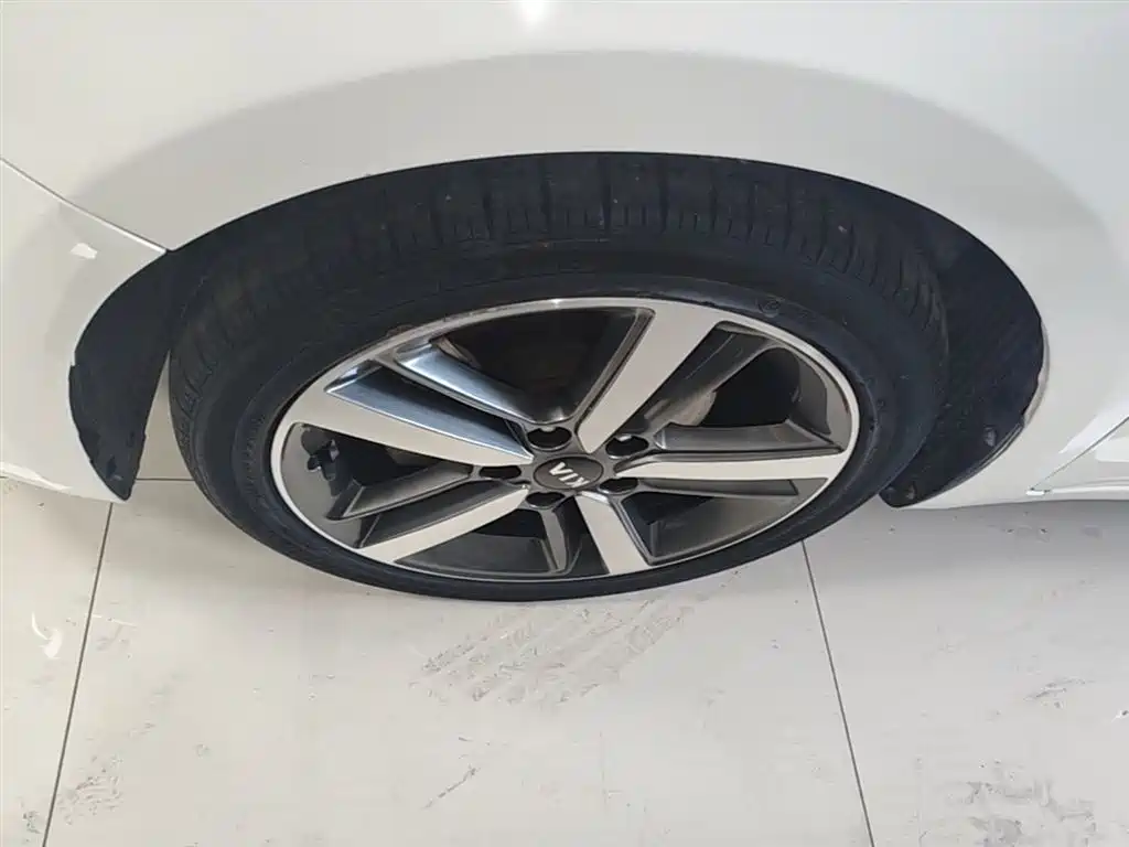 Kia K3 2017 1.6L Automatic 15th Anniversary Special GLS фото 23