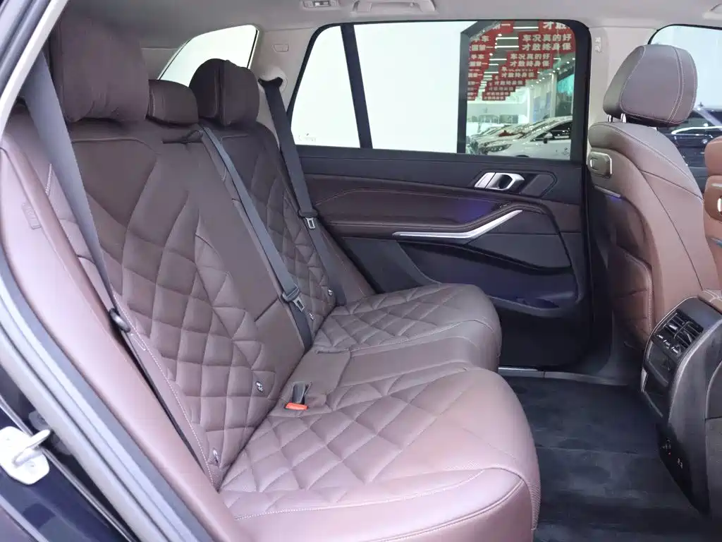 Фото 22 - BMW X5