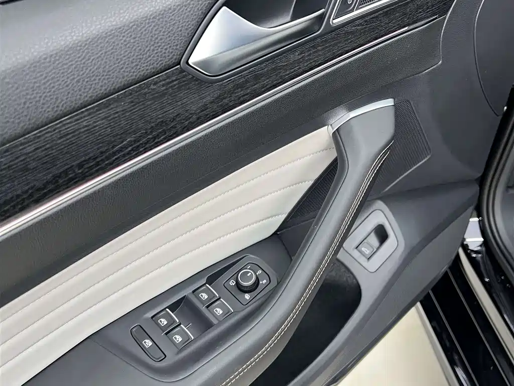 Volkswagen Magotan 2026 Model 30 Million Special Selection 380TSI DSG Luxury фото 12