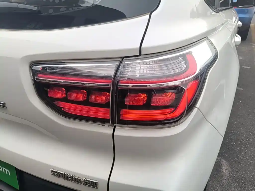 Фото 8 - Kia Sportage