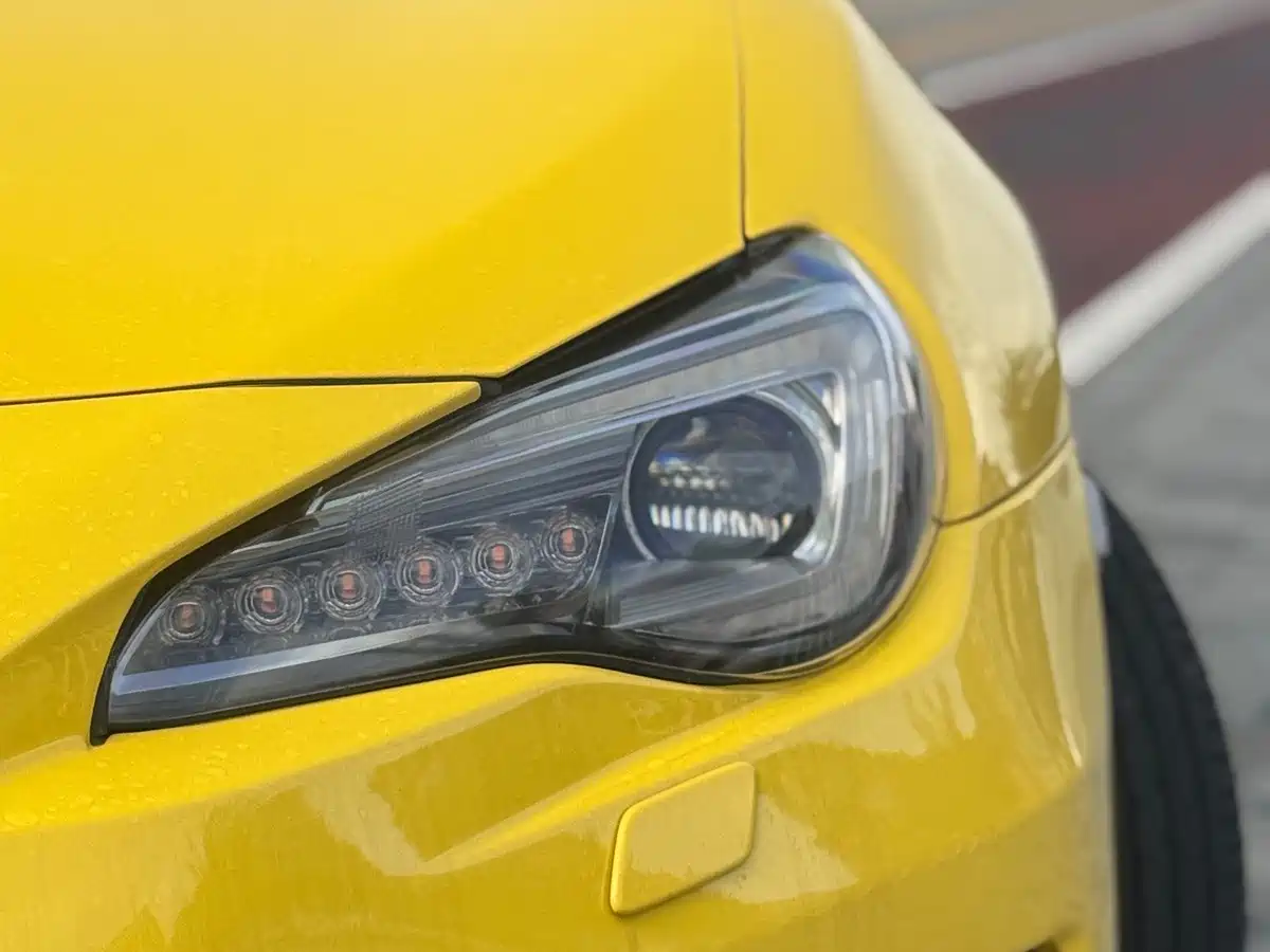 Subaru BRZ 2017 2017 2.0i Automatic type-RS Yellow Special Edition