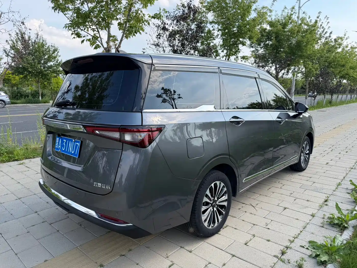 Wuling Motors Wuling Jiachen 2022 2022 1.5T CVT Exclusive Flagship Model