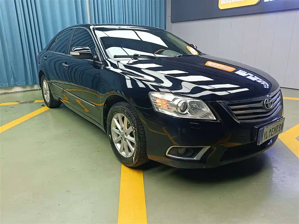 Toyota Camry 2010 240G Luxury Edition фото 3
